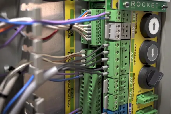 سیستم VVVF آسانسور 3VF | آسانسور تری وی اف