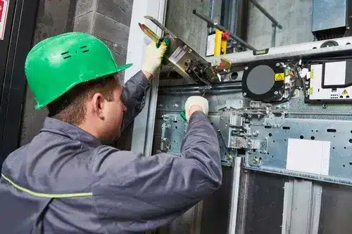 تعمیر موتور سردرب آسانسور تعمیر موتور سردرب آسانسور