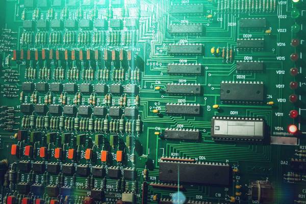 علت سوختن برد آسانسور علت سوختن برد آسانسور چیست