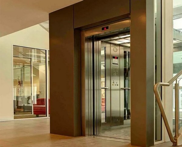 قیمت آسانسور 6 نفره