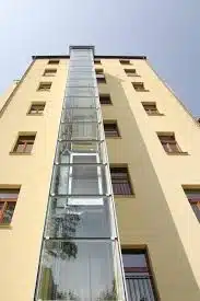 قیمت آسانسور شیشه ای بیرون از ساختمان